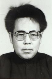 画家 何晓峰